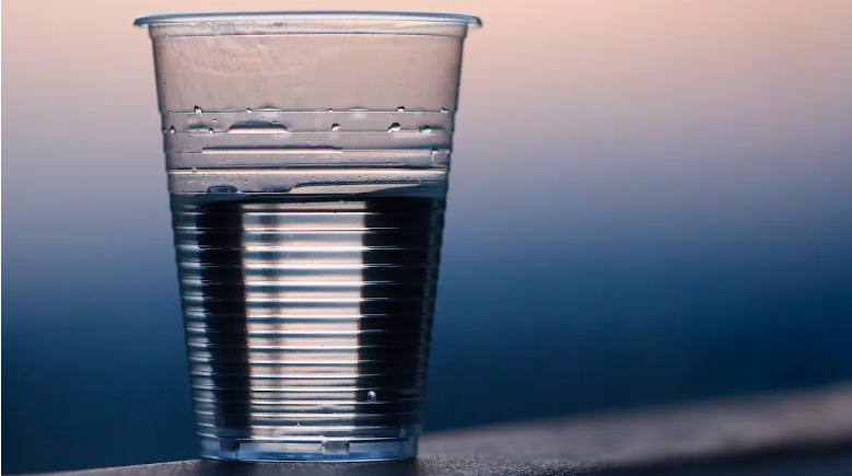 A Complete Guide to Standard Plastic Cup Sizes and Their Everyday Uses.png